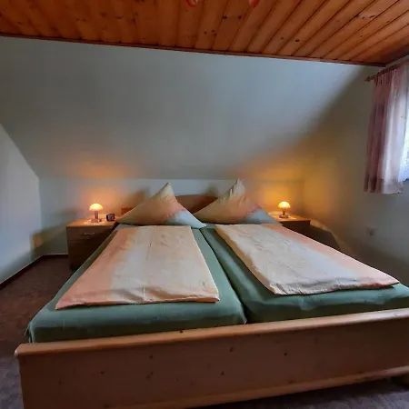 Holiday home Stunning With Terrace In Saxony Bad Elster
